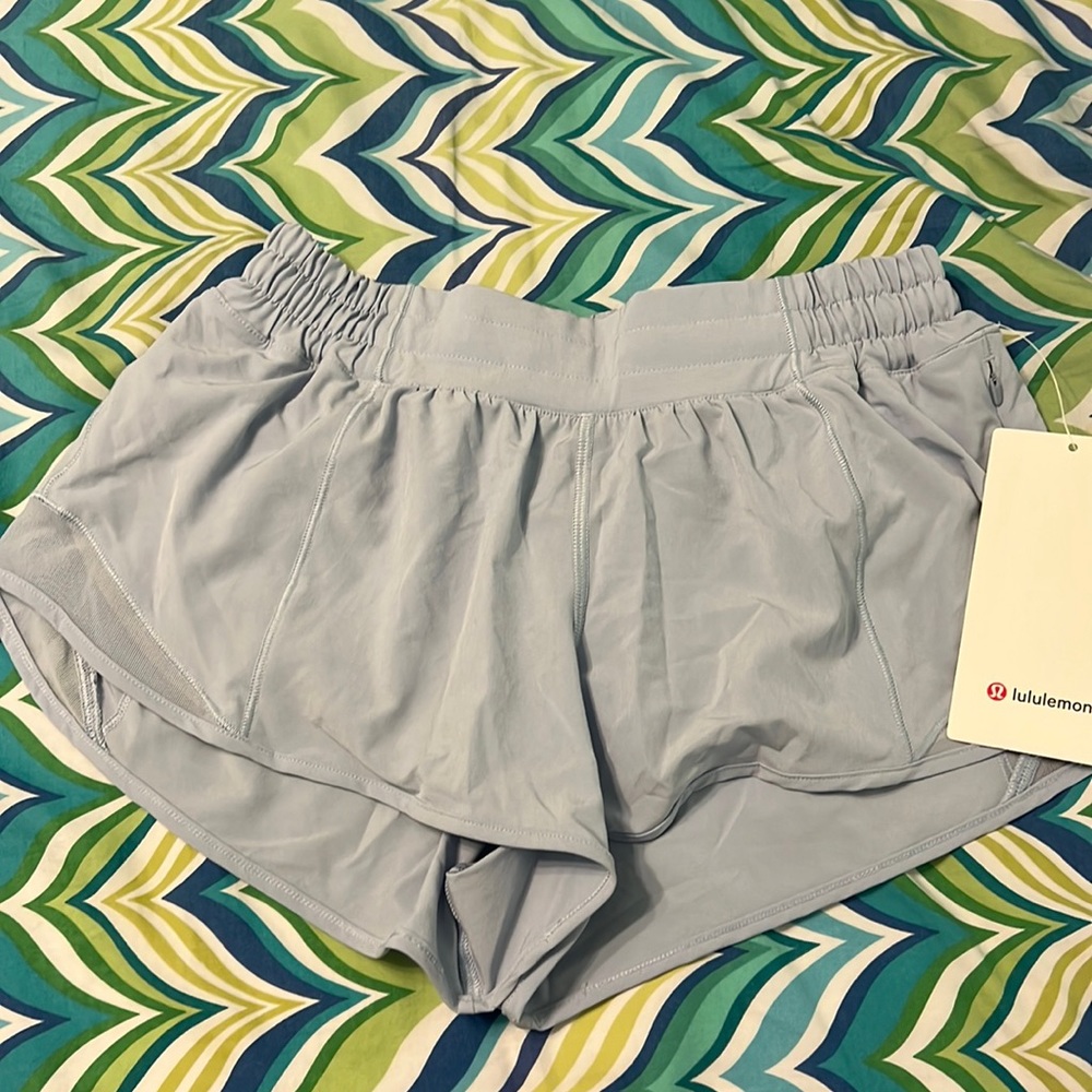 New with tags Lululemon Hotty Hot Low Rise 2.5” short in light blue